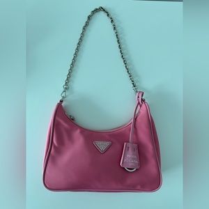 Designer purse come with a long strap